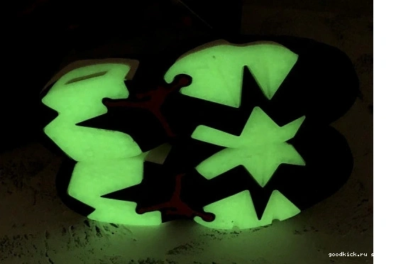 6 CN1084-200 Air Retro Scott Travis Jordan CN1084-200 0315